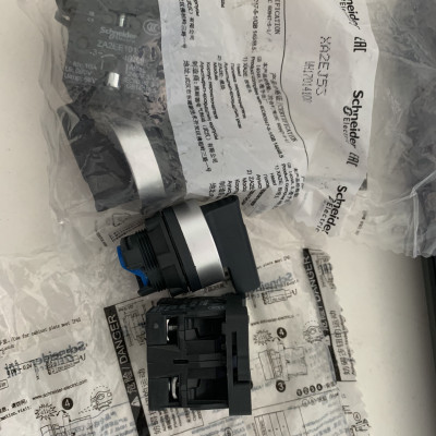 XA2EJ53 - Công tắc 3 vị trí 2 NO, phi 22mm, Schneider