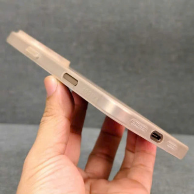 Ốp lưng siêu mỏng RAIGOR cho iPhone 16 Pro 16 Pro Max, hỗ trợ sạc không dây - Hàng nhập khẩu