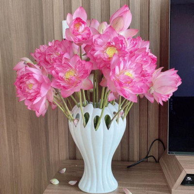 Lọ hoa bàn tay phật