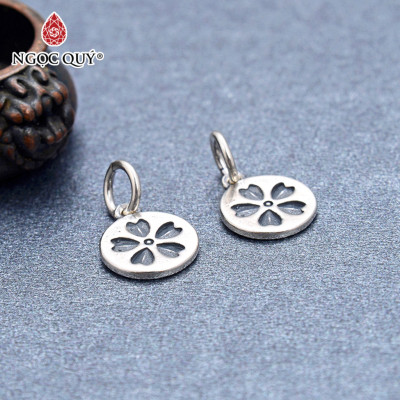 Charm treo họa tiết hoa - Ngọc Quý Gemstones
