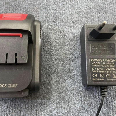 [Sạc nhanh 40W]Cục sạc máy khoan 21v,24v,26v makita 36v(pin 5 cell)