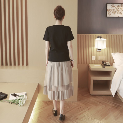 Áo Thun Nữ Trơn Màu Đen Tay Ngắn Cổ Tròn Form Basic Chuẩn Size