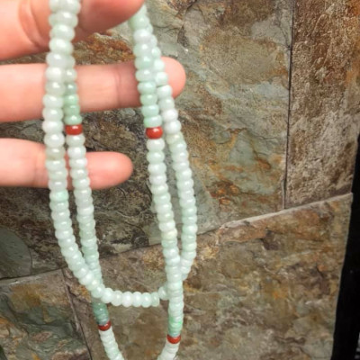 DÂY CHUYỀN CỔ DÀI ĐÁ CẨM THẠCH BÁNH XE  MÀU XANH NGỌC NHẸ TỰ NHIÊN TRỒNG CỔ  Dài 32cmx dầy 6mm mặt trước ngực rất đẹp