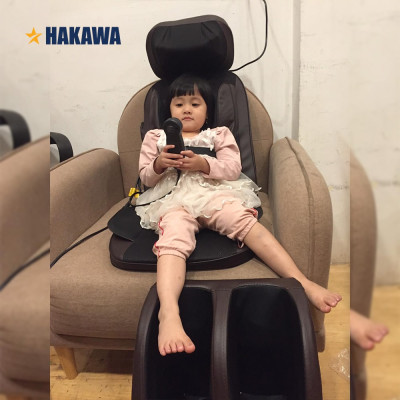 GHẾ MASSAGE MINI HỒNG NGOẠI TOÀN THÂN CAO CẤP HAKAWA HK-M11 - HÀNG CHÍNH HÃNG