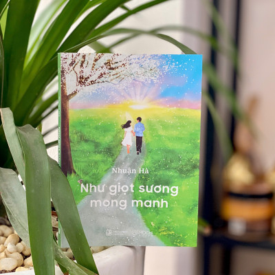 Sách - Như giọt sương mong manh