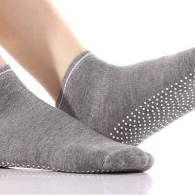Tất nữ(Dài,Ngắn) tập Yoga Gym Pilates vớ chân nữ cổ lửng chất liệu cotton,thoáng khí có gắn silicon chống trơn(1 Đôi)