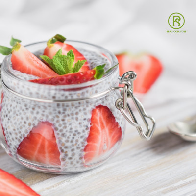 Hạt Chia Đen Hữu Cơ Real Food Cải Thiện Tiêu Hóa, Dùng Cho Sinh Tố & Nước Uống (1kg)