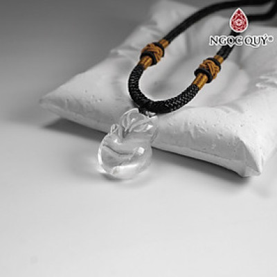 Mặt dây chuyền hồ ly đá thạch anh trắng 18x25mm mệnh thủy kim - Ngọc Quý Gemstones