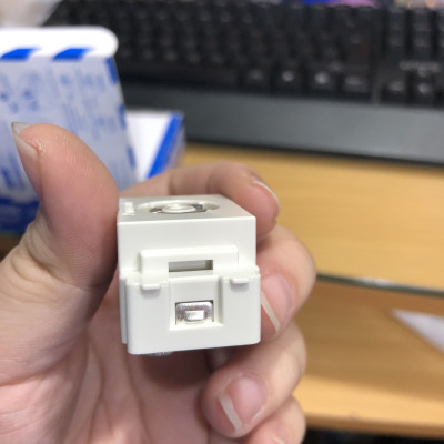 Ổ cắm anten TV Panasonic WZV-1201W dòng Full - Hàng chính hãng