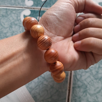 Vòng tay nam GỖ HUYẾT NGỌC thời trang size hạt 14ly