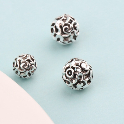 Combo 3 cái charm bạc hình cầu họa tiết hoa văn xỏ ngang - Ngọc Quý Gemstones