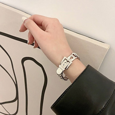 Vòng đeo tay thiết kế kiểu dáng khoá thắt lưng phong cách Âu Mỹ cá tính