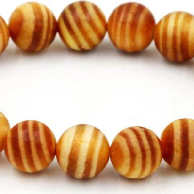 Vòng tay chuỗi hạt gỗ Huyết rồng 10 ly 17 hạt