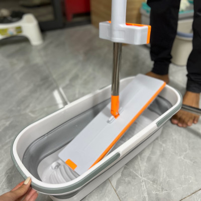 Xô Đựng Nước Gấp Gọn Đa Năng Có Bánh Xe Chậu Gấp Gọn Tiện Lợi Giặt Cây Lau Nhà Chùi Kính Dung Tích 12L