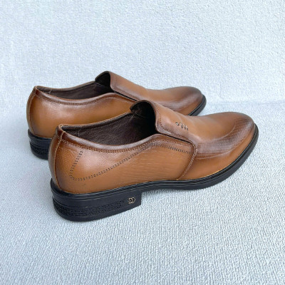 Giày Tây Nam Da Bò Không Dây Trường Hải 2 Màu Nâu, Đen GT304