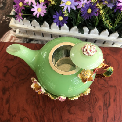 Bộ ấm trà chạm hoa sen đá ngọc cẩm thạch xanh