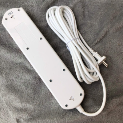    Ổ cắm Điện Quang ĐQ ESK 5W.SM750SL (5 lỗ 3 chấu dây 5 mét màu Trắng Đỏ)