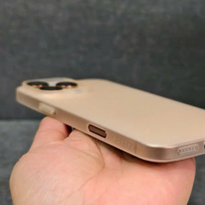 Ốp lưng siêu mỏng RAIGOR cho iPhone 16 Pro 16 Pro Max, hỗ trợ sạc không dây - Hàng nhập khẩu