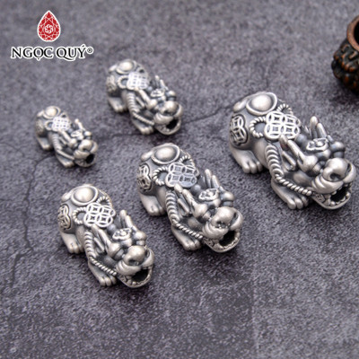 Charm bạc tỳ hưu xỏ ngang - Ngọc Quý Gemstones - 22.5mm