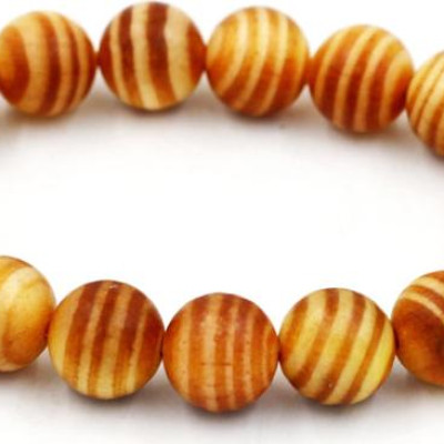 Vòng tay chuỗi hạt gỗ Huyết rồng 10 ly 17 hạt