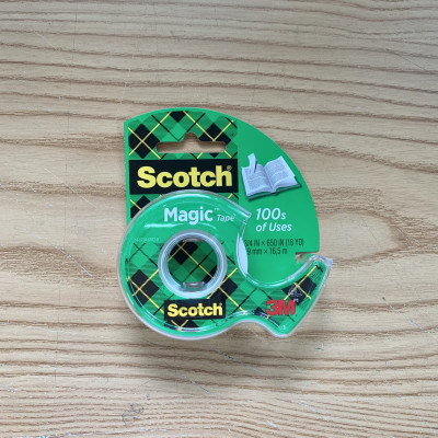 Băng dính đa năng 3M Scocth 122, size 19mm x 16,5m - kèm máy cắt | Sản xuất tại Mỹ