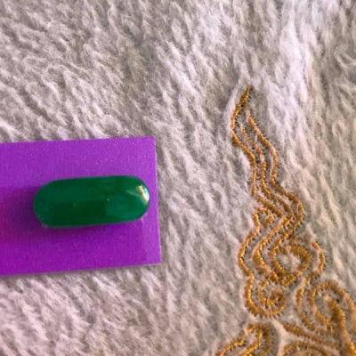 MẶT NHẪN ĐÁ CẨM THẠCH YÊN NGỰA  MÀU XANH LÁ TƯƠI SIZE DÀI 19MM X NGANG 8MM X DẦY 3MM  NỮ MỆNH MỘC HỎA THỦY LÊN NHẪN Ạ