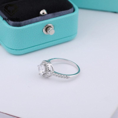 Nhẫn bạc Ý 925 Huệ Ngân - 4 chấu đính đá 7li RR1681