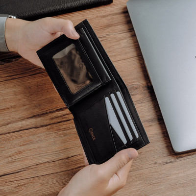 Ví nam Gence dáng ngang da bò Epsom màu đen C10