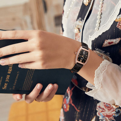 Đồng hồ nữ chính hãng IW Carnival IW537L-5 Kính chống xước ,Chống nước 30m ,Bảo hành 24 tháng,Máy pin Quartz,dây da đen xịn,thiết kế mặt chữ nhật đơn giản dễ đeo