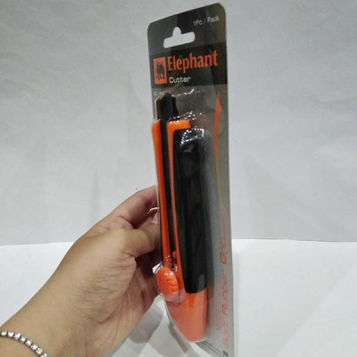 Dao Rọc Giấy Lưỡi - Elephant SKII R-1801