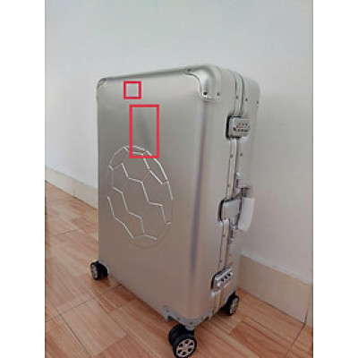  [XẢ KHO GIÁ SỐC – GIẢM 50%]  Vali hợp kim nhôm nguyên khối Macsim MS1313 24inches – lỗi cực nhỏ về sơn gần logo