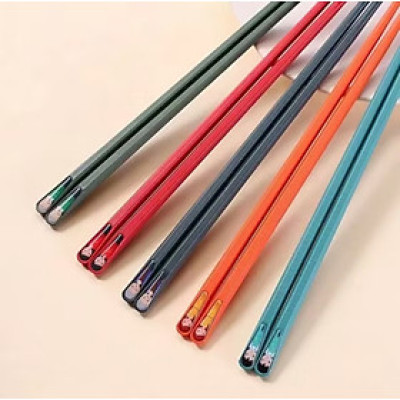 Set 5 đôi đũa kiểu Nhật bằng sợi thủy tinh chống trượt phân chia thanh viên gia đình độc đáo 24.3cm