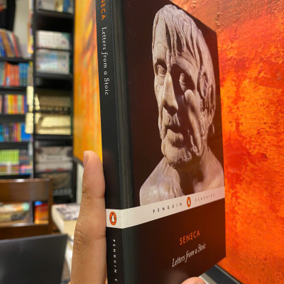 Sách - Letters from a Stoic (Penguin Classics) by Lucius Annaeus Seneca/Politics/Philosophy/History