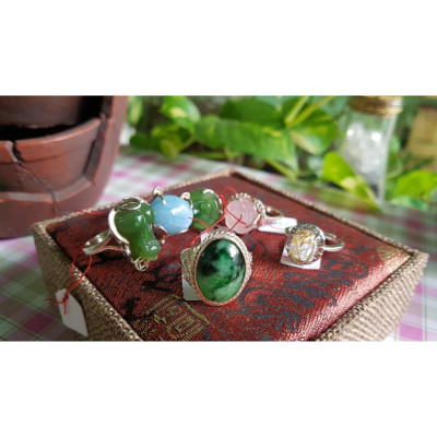 Nhẫn bạc mặt đá