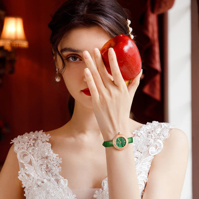 Đồng Hồ Nữ I&W Carnival 3008L Chính Hãng BH 24T Chịu Nước 30m Kính Chống Xước Dây Da Cao Cấp ( Máy Quartz)