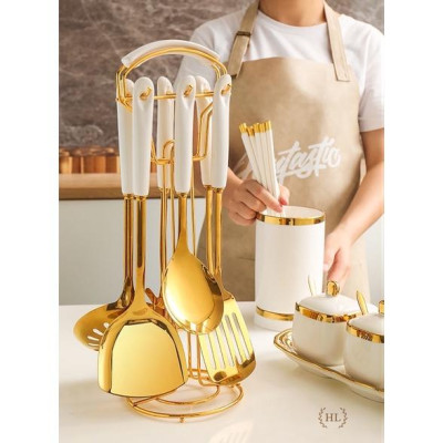 BỘ MUÔI CANH XẺNG INOX VÀNG GƯƠNG CÁN SỨ KÈM GIÁ TREO | BỘ MUÔI VÁ VÀNG GƯƠNG CAO CẤP (LOẠI 1 BẢN SỨ CẦM DÀI)