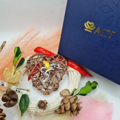 Cài áo hoa tulip đá vàng