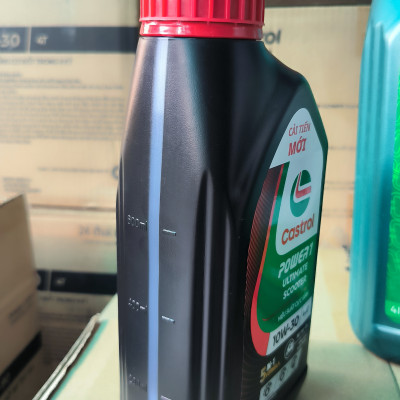 Dầu nhớt xe tay ga Castrol Power 1 Ultimate Scooter 10W-30, 800ML