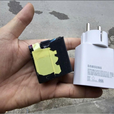 Củ Sac Siêu Nhanh 65W - TA865 Chính Hãng SS, Bản Xuất Hàn, Chân Tròn,Bao mở ra test main bên trong, Bảo Hành 12 Tháng