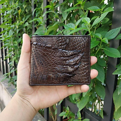 Ví Nam Da Cá Sấu 2 Mặt. Nguyên Bàn Tay Có Móng Đẹp - Phong Cách