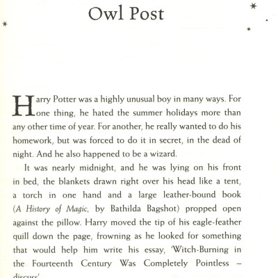 Harry Potter Part 3: Harry Potter And The Prisoner Of Azkaban (Paperback) (Harry Potter và tù nhân ngục Azkaban) (English Book)