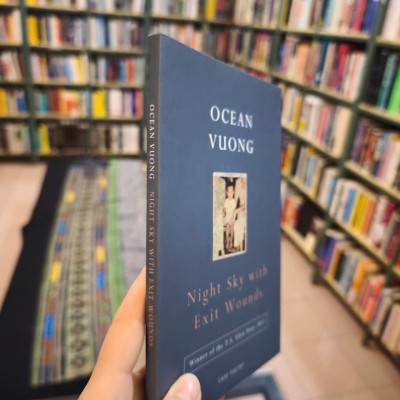 Sách - Night Sky with Exit Wounds by Ocean Vuong - Poetry / Fiction in English