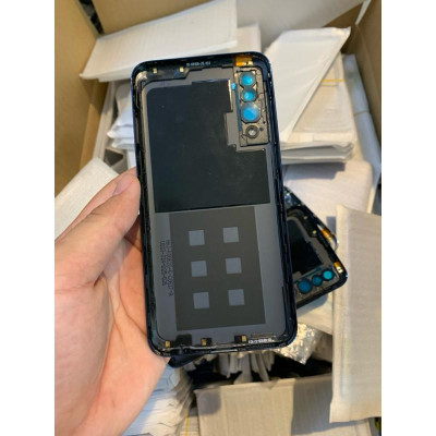 Vỏ lưng sau VSmart Live V620 [ Sẵn 2 màu xanh và Trắng] Kèm Vành Kính Cam Và Khay Sim