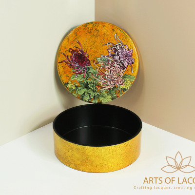 Hộp Tròn Sơn Mài Hoa Cúc Vàng