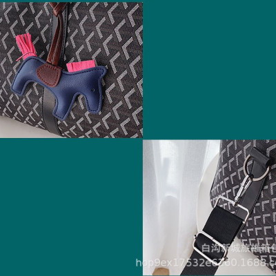 Túi xách du lịch phong cách mới - BEE GEE T1095