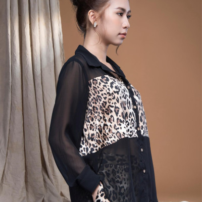 Áo sơ mi chiffon đen phối beo lụa cát LM112432 [BST Da Beo]