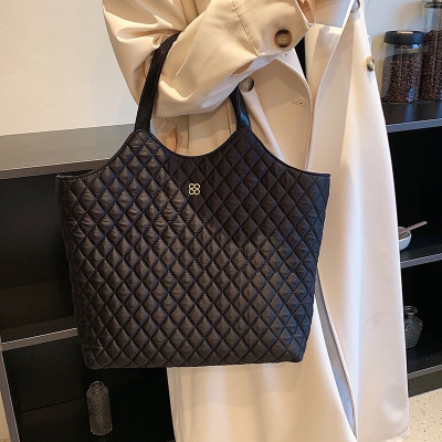 Túi xách nữ dung tích lớn màu trơn  giản dị , túi xách nữ mới  ,  túi đeo vai dưới cánh tay túi tote