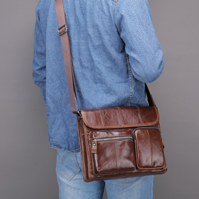 Túi đeo chéo nam DA BÒ THẬT phong cách mới - BEE GEE DCN9296