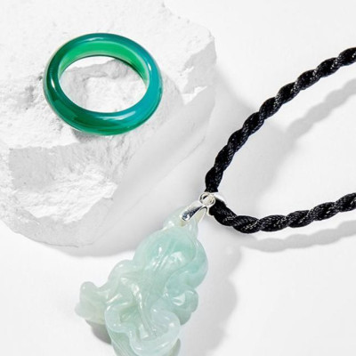 Mặt Dây Chuyền Phong Thủy Bắp Cải Tài Lộc Đá Cẩm Thạch Phỉ Thúy Mệnh Mộc, Hỏa Ngọc Quý Gemstones