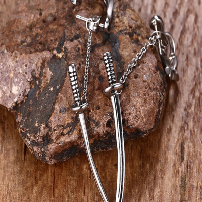 Khuyên tai nam samurai